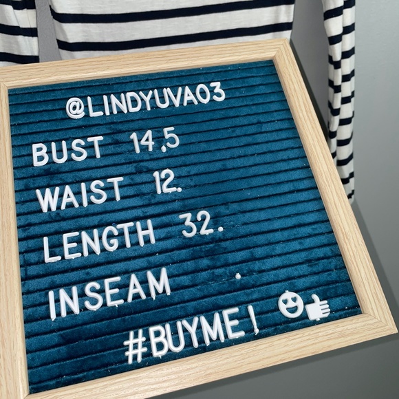 EUC French Connection Black & White Striped Mini Sweater Dress Size 2 - Picture 6 of 6